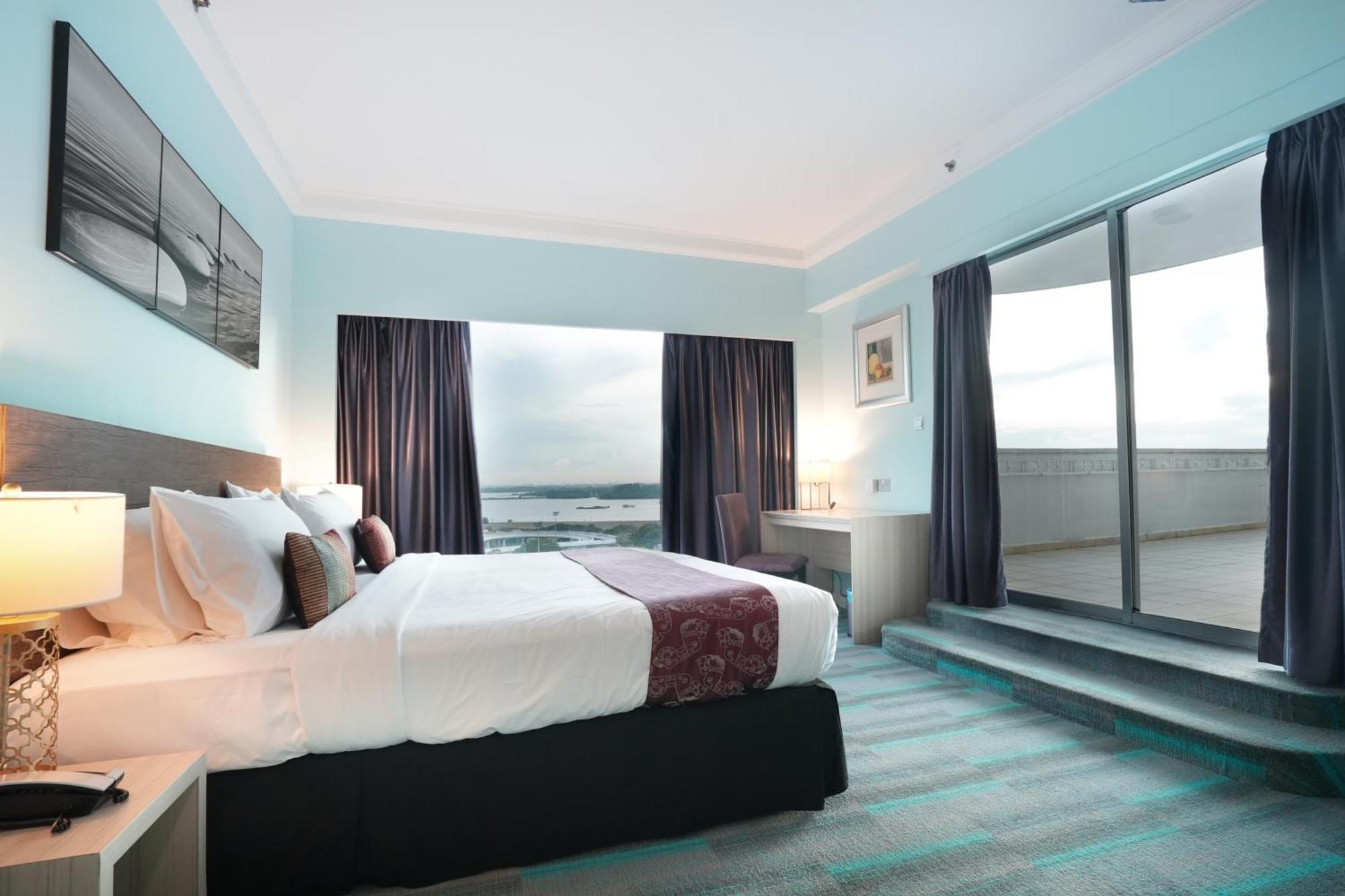 Thistle Джохор-Бару Екстер'єр фото Deluxe Ocean View