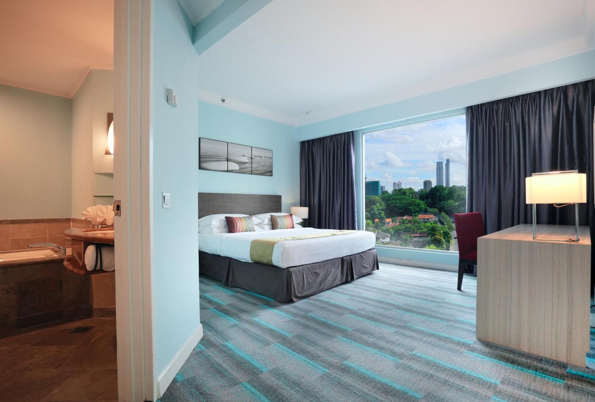 Thistle Джохор-Бару Екстер'єр фото Deluxe Room