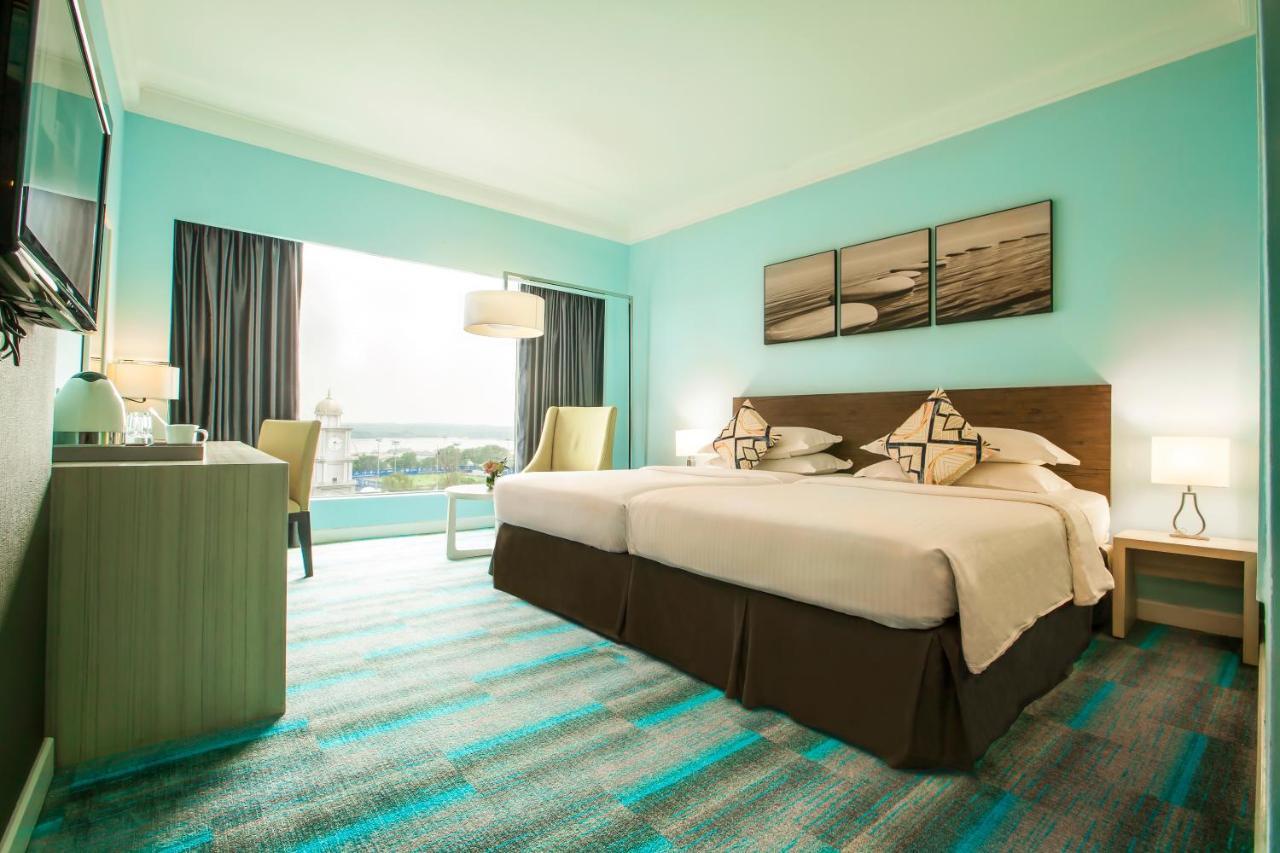 Thistle Джохор-Бару Екстер'єр фото Deluxe Room